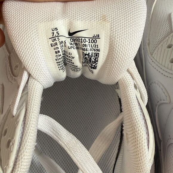 Nike Shoes Womens Size 7.5 White Air Max 90 Running Sneakers DH8010-100 - Picture 8 of 11